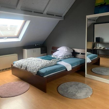 2 Room Apartament Messe Essen Buitenkant foto