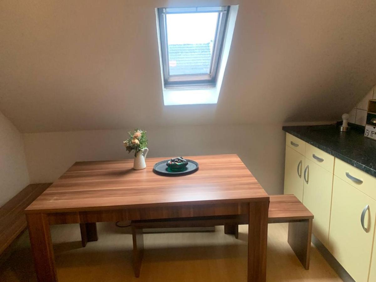 2 Room Apartament Messe Essen Buitenkant foto