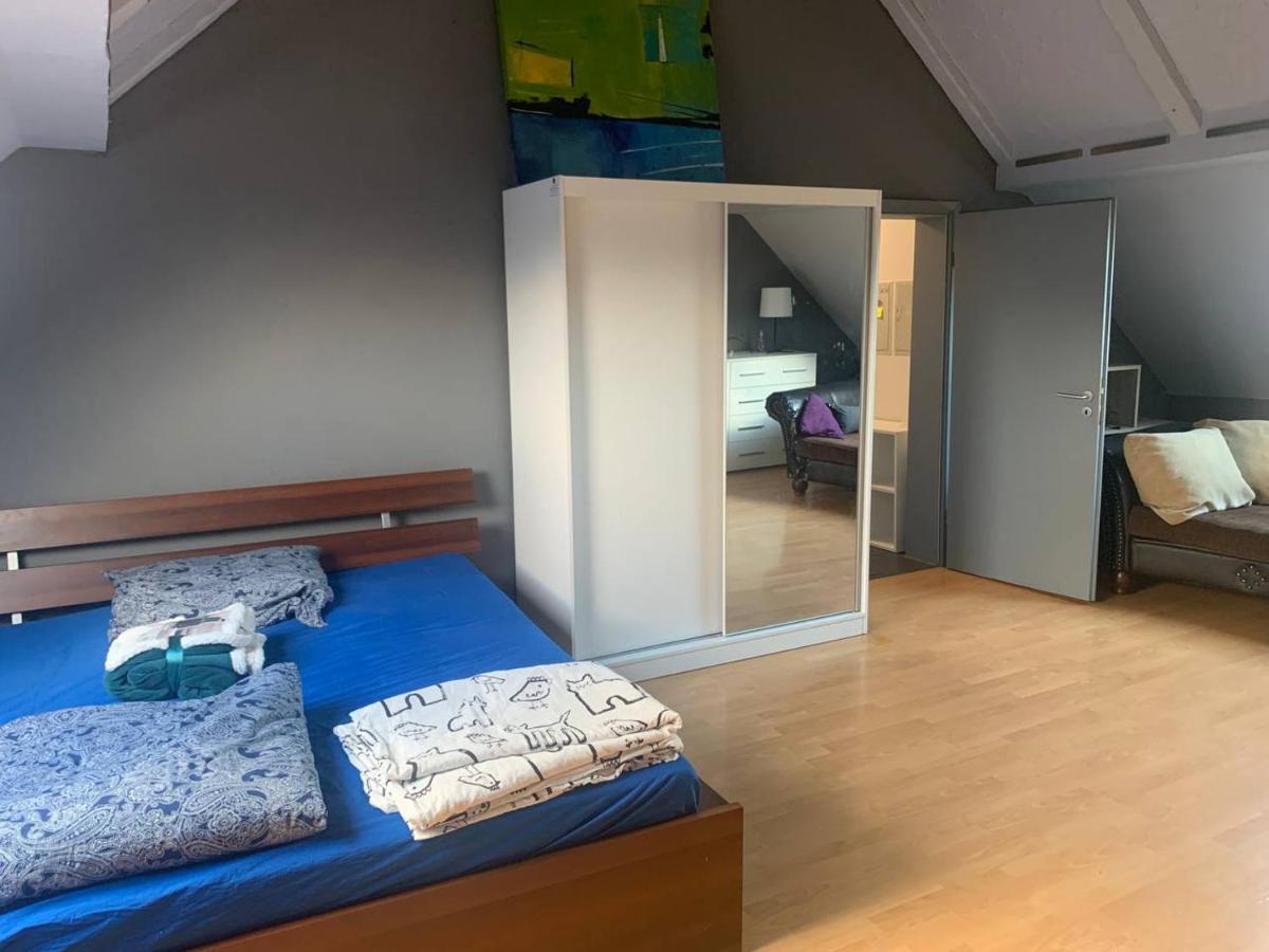 2 Room Apartament Messe Essen Buitenkant foto