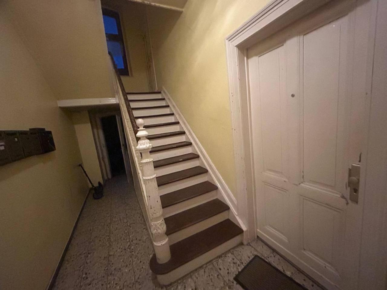 2 Room Apartament Messe Essen Buitenkant foto