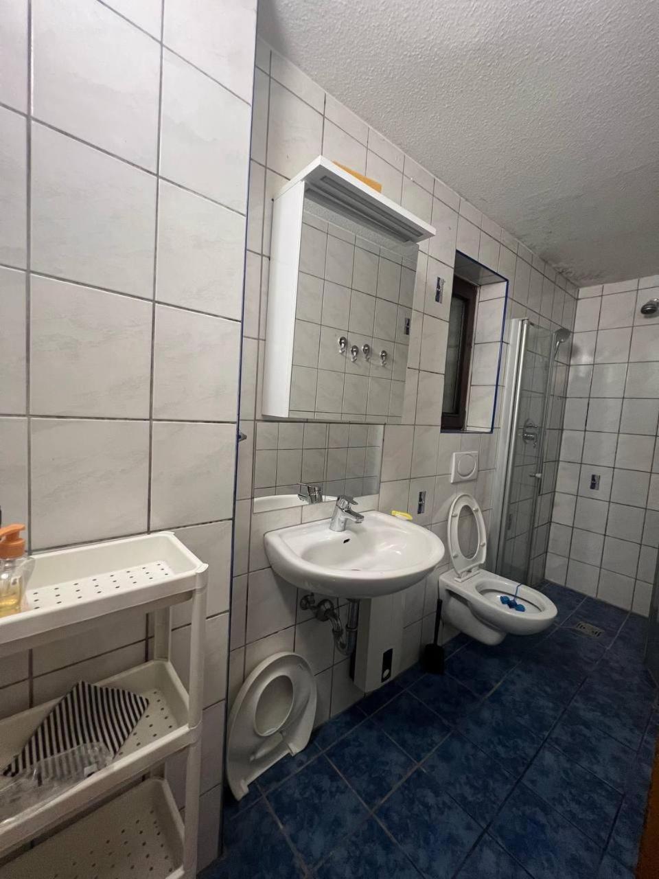 2 Room Apartament Messe Essen Buitenkant foto